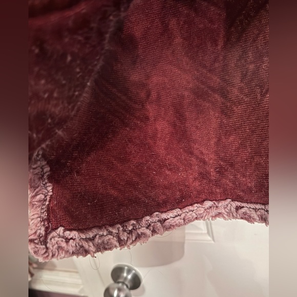 Stillwater Supply Co.Pink faux Sherpa Pullover, size oversized Small - Picture 6 of 12